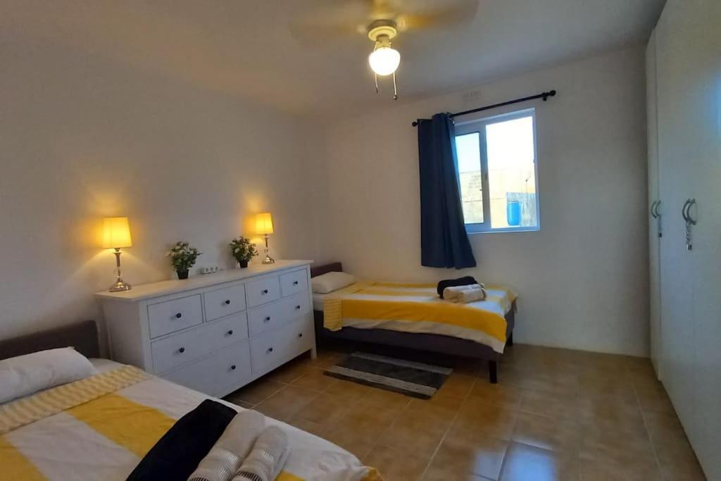 Sunset Suite Victoria Esterno foto