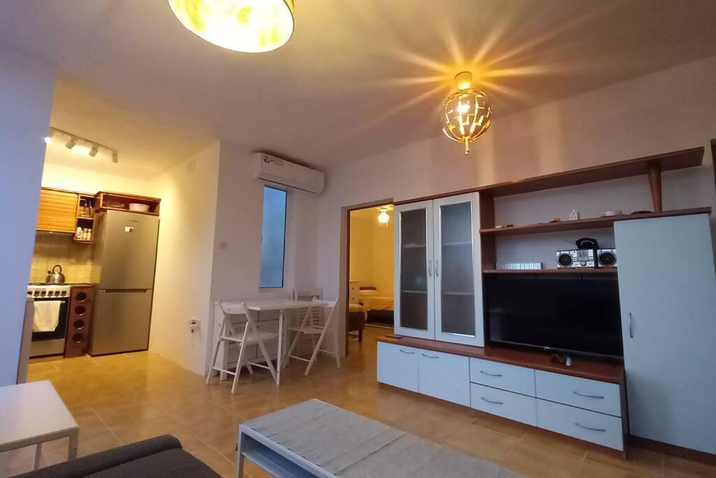 Sunset Suite Victoria Esterno foto